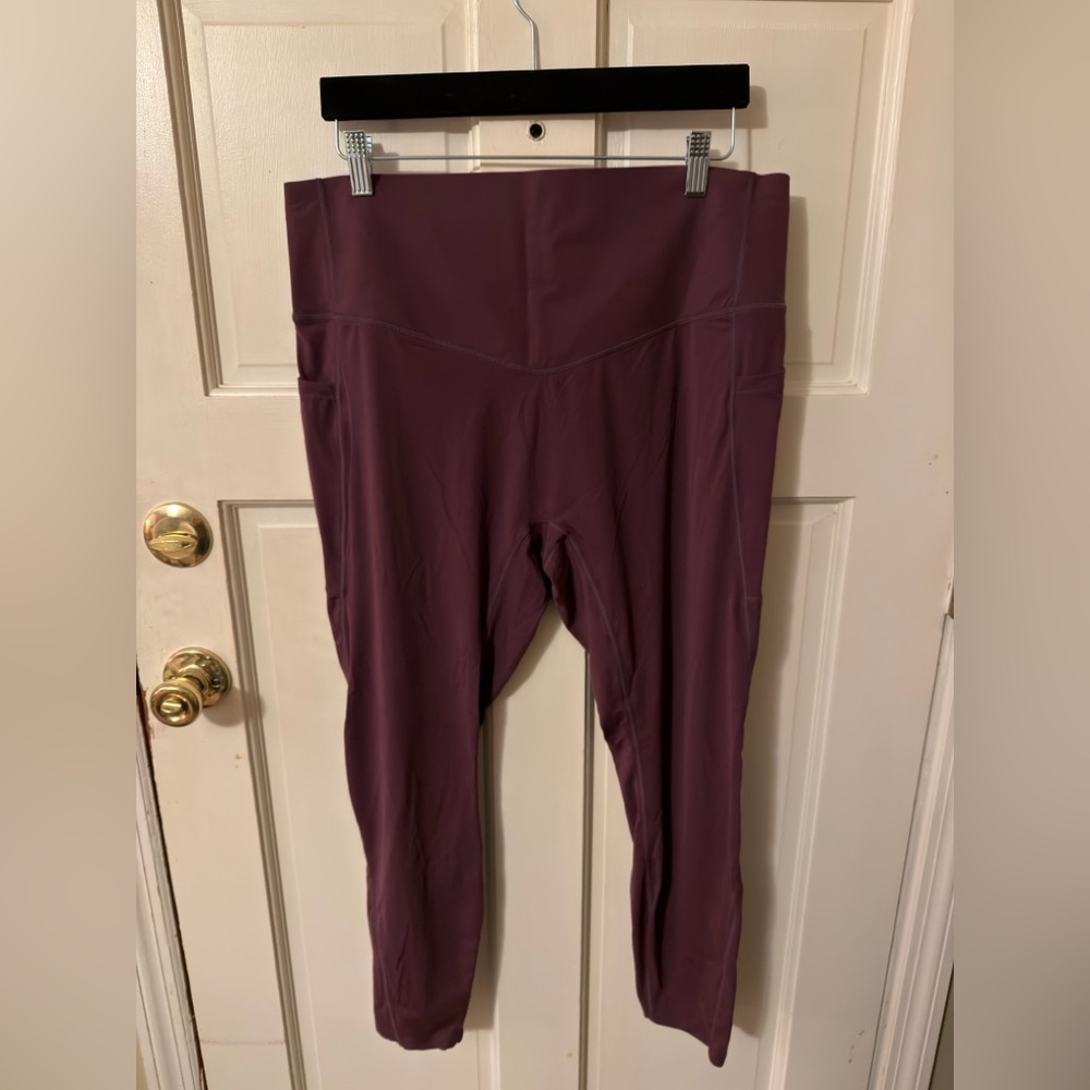 HALARA Plum UltraSculpt Leggings
